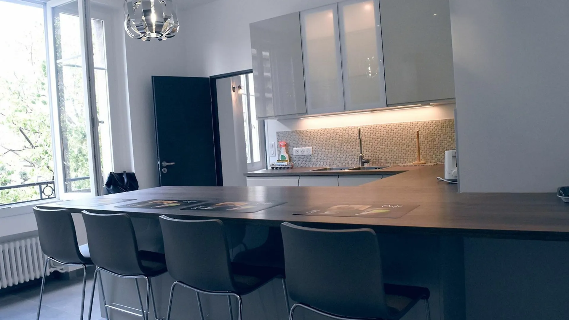 Pelican - Parisian Flat 4 Bedrooms Apartment Paris